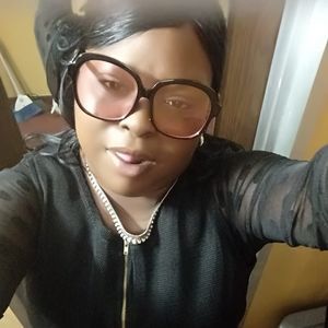 Meet your Posher, Lynn